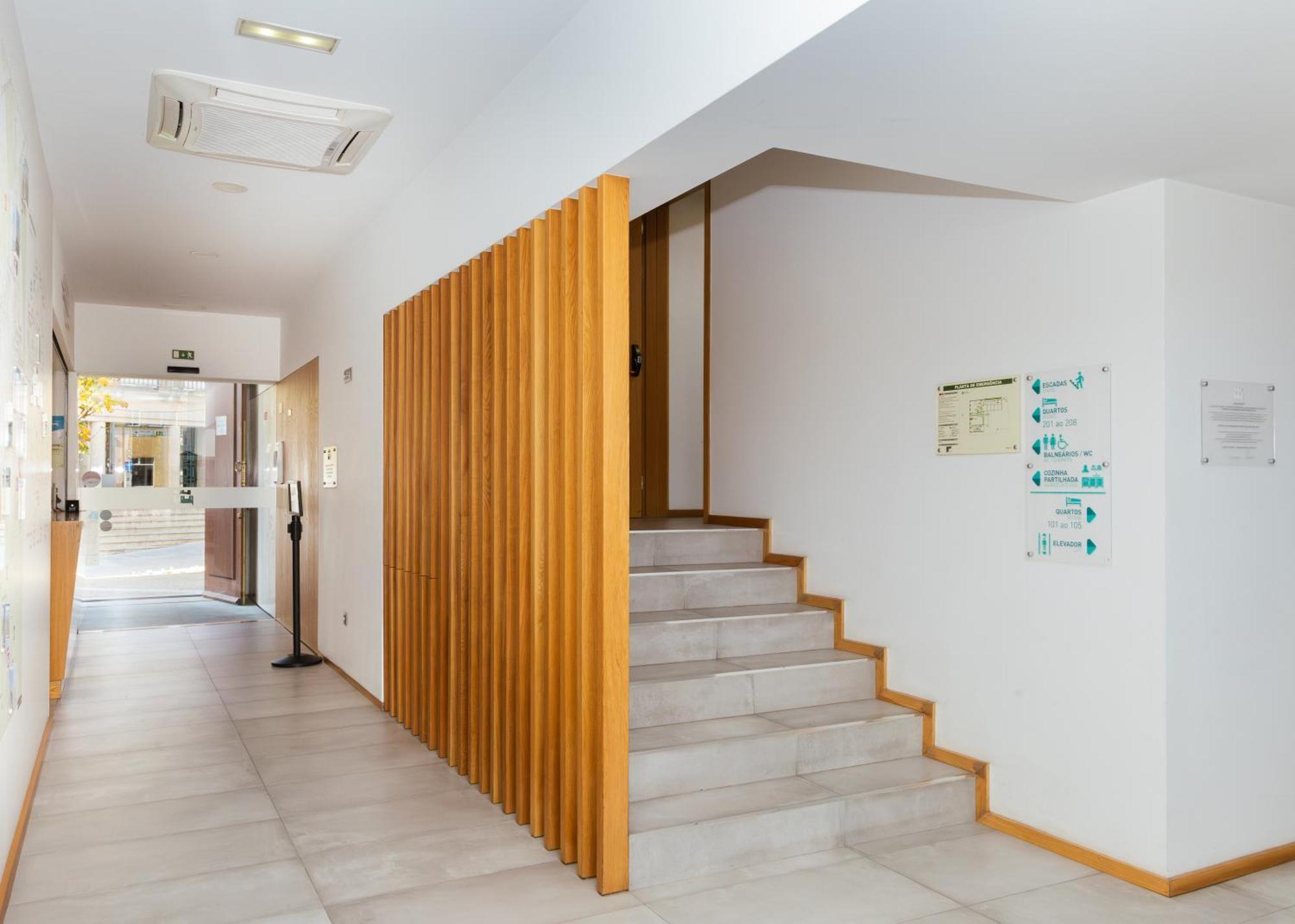 Da Praca Hostel Santa Maria da Feira Ngoại thất bức ảnh
