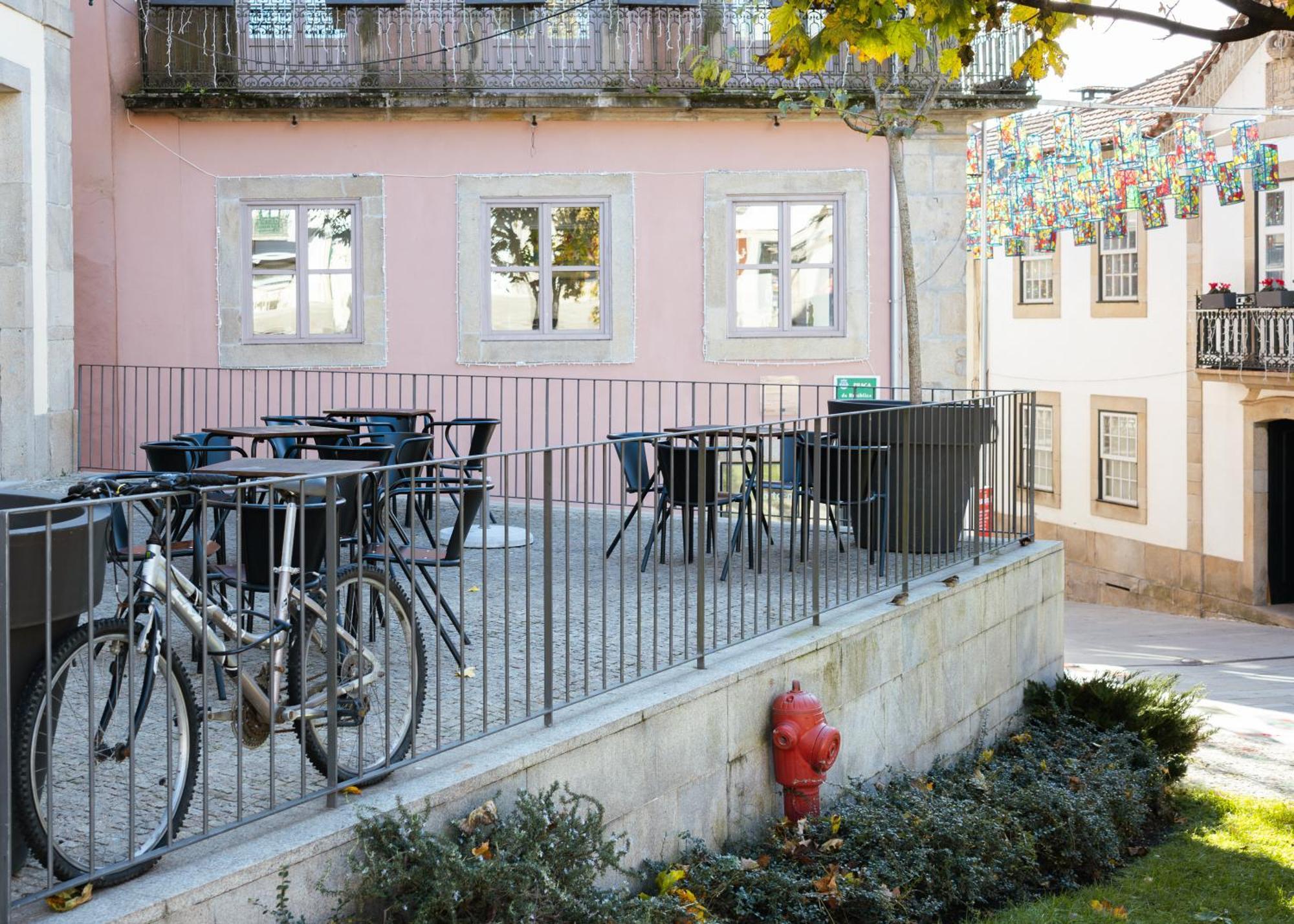 Da Praca Hostel Santa Maria da Feira Ngoại thất bức ảnh
