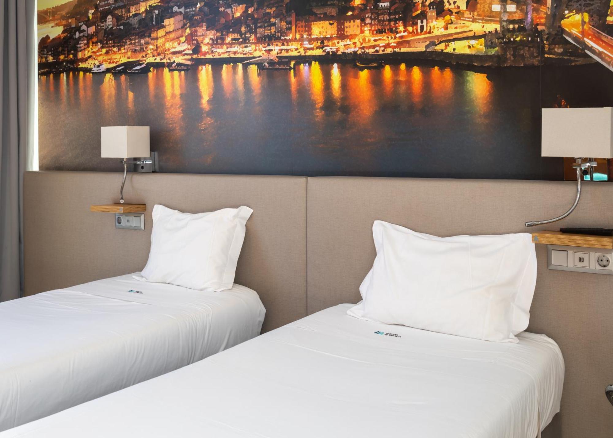 Da Praca Hostel Santa Maria da Feira Ngoại thất bức ảnh
