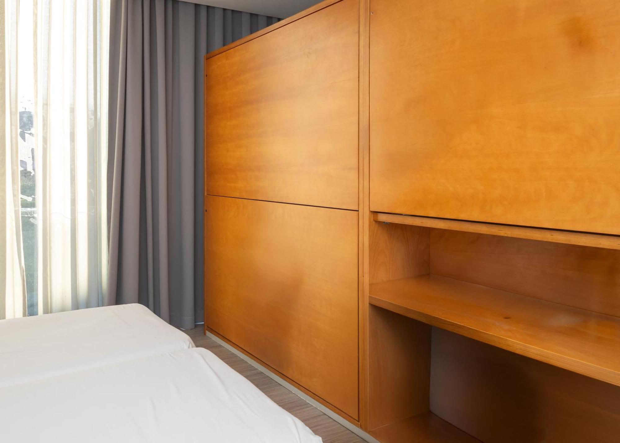 Da Praca Hostel Santa Maria da Feira Ngoại thất bức ảnh